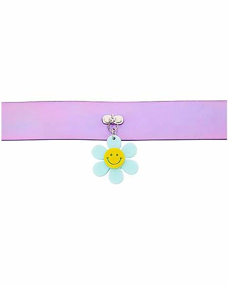 Outlet π₯° 70s Iridescent Smiley Flower Choker Necklace π― 3 Outlet π₯° 70s Iridescent Smiley Flower Choker Necklace π―
